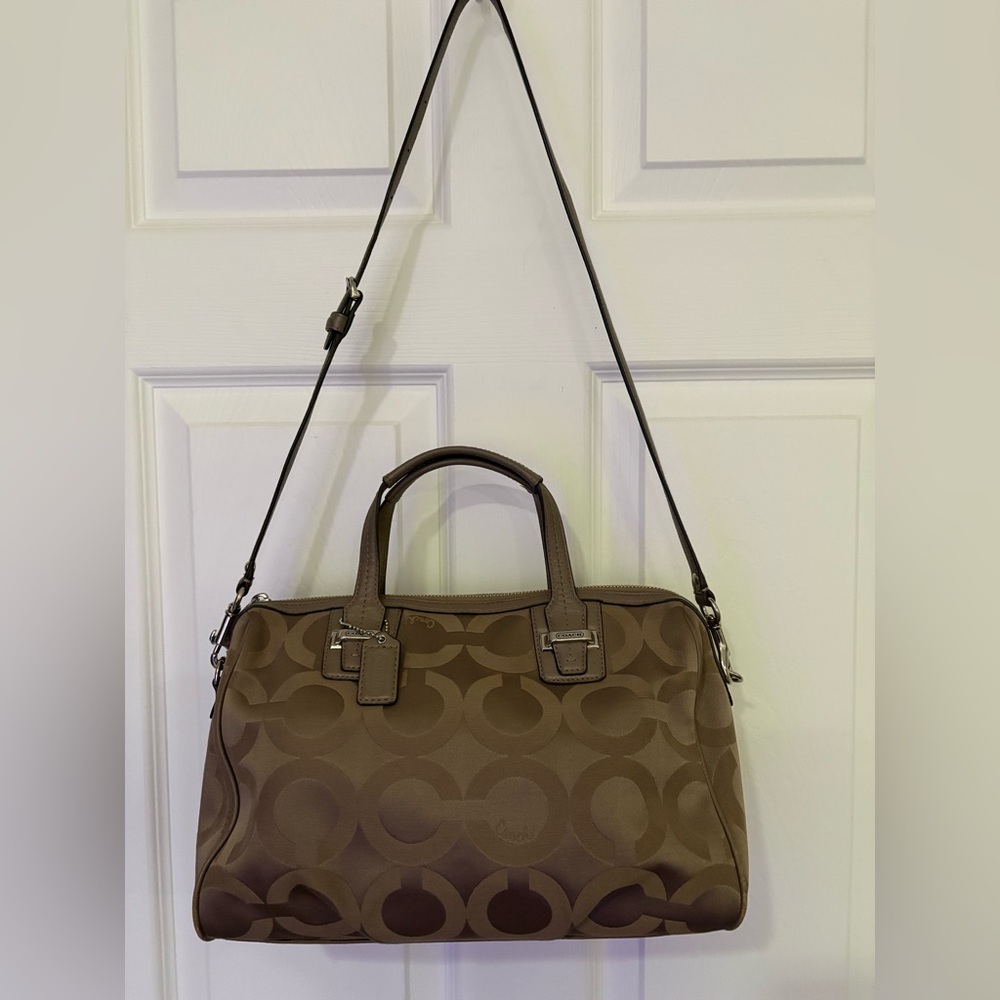 EUC Coach Signature Jacquard Satchel Tan Beige